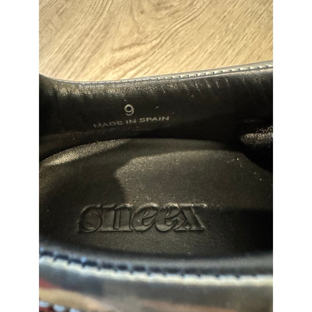 Sneex The Icon Hybrid Stiletto Sneaker in Black Size 9 with Box & Dust Bags - Picture 7 of 7